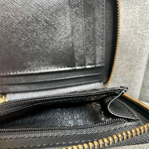 Kate Spade Laurel Way Darci Black Saffiano Leather Full Zip Compact Wallet - Picture 7 of 7